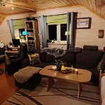 Landgard Feriehus, Sentrum, Only A 5 Minutes Drive Homestay *