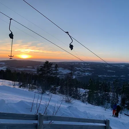 Landgard Feriehus, Sentrum, Only A 5 Minutes Drive Rum i privatbostad