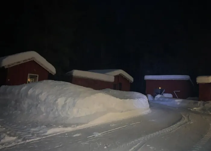 Landgård Feriehus, Sentrum, Only A 5 Minutes Drive *