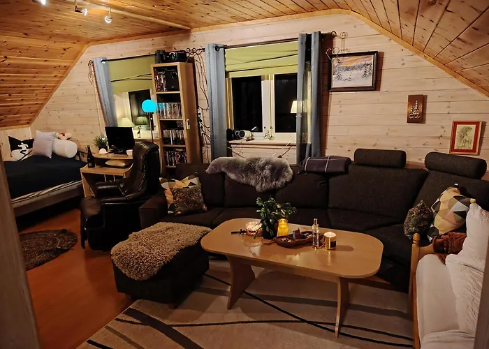 Landgard Feriehus, Sentrum, Only A 5 Minutes Drive Homestay szállás *