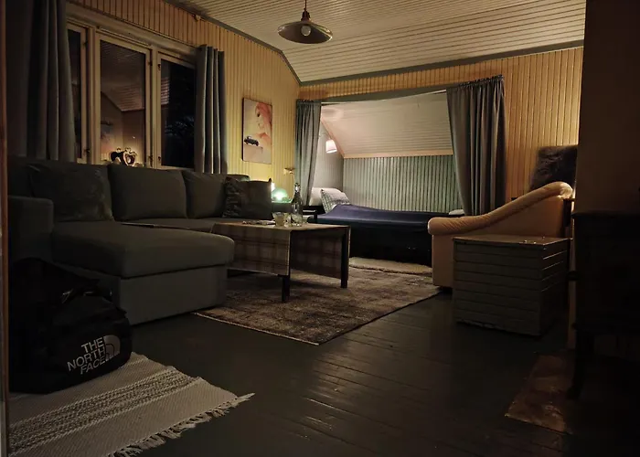 Landgard - Sentrum Only A 5 Minutes Drive Following Our Flat Main Road * Трисиль